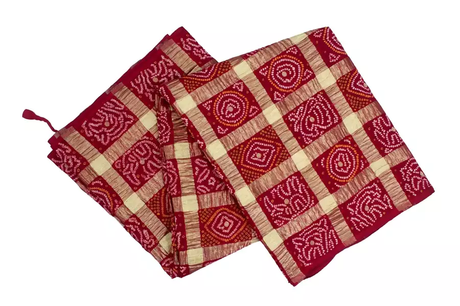6065-26-7.webp Gatchola Saree - Image 1